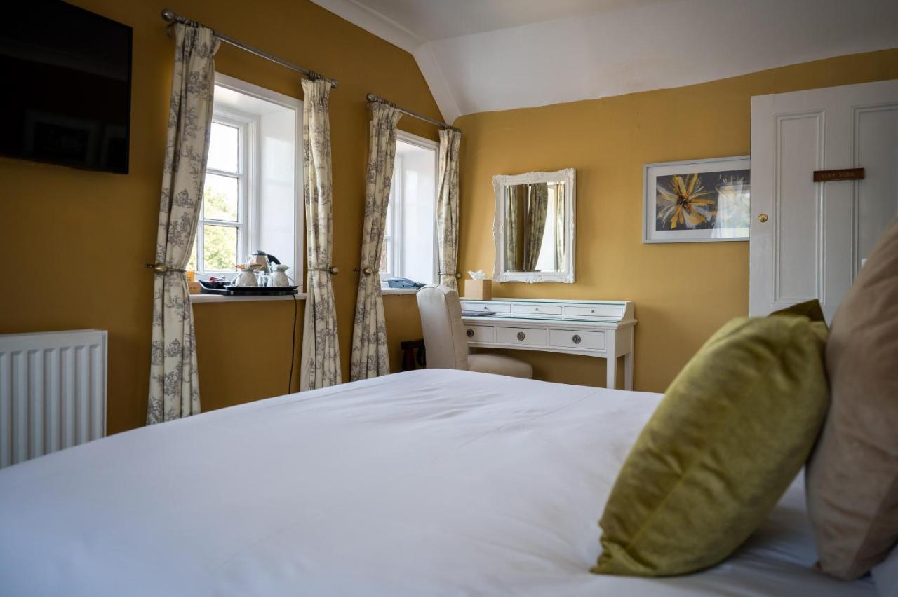 Findon Manor Hotel Экстерьер фото